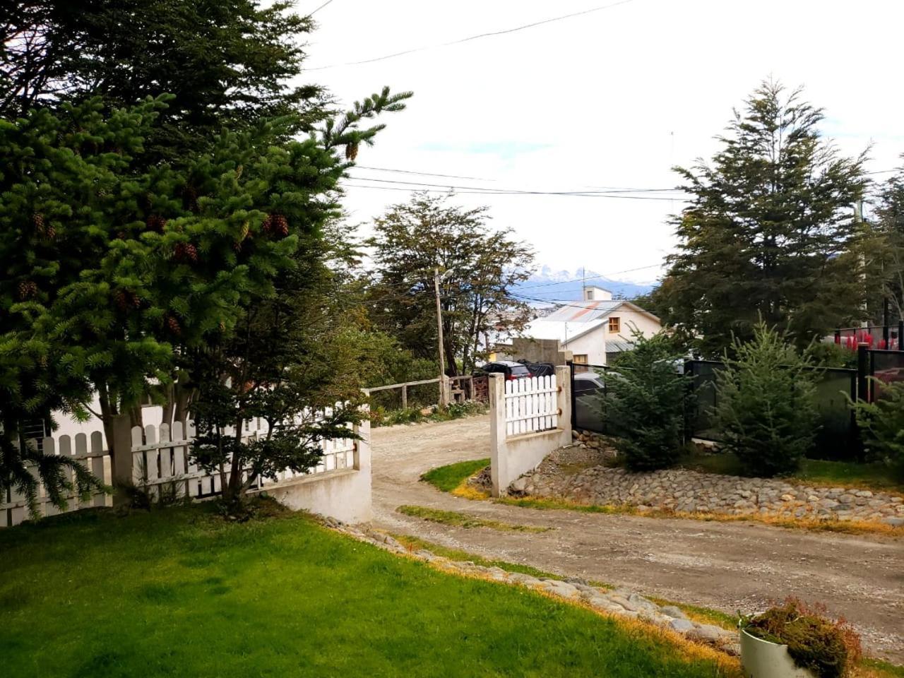 Departamentos Del Bosque Apartment Ushuaia Luaran gambar